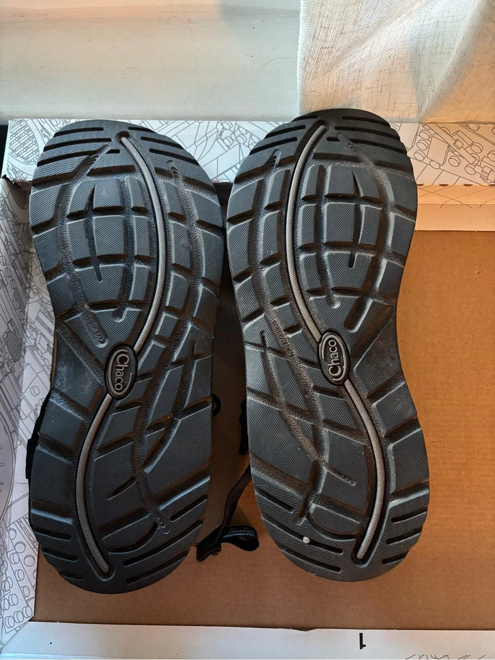 Chaco Z/Cloud 2 Women’s 9 Black Hiking Walking Sandals